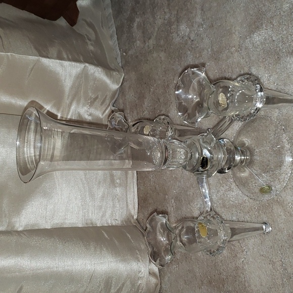 Vintage Cambridge Elegant Glass Epergne Candelabra 3 Arm w Bud Vase - Picture 1 of 9